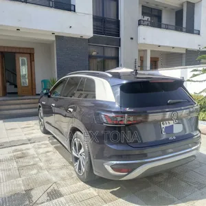 Volkswagen ID.6 2022 Blue