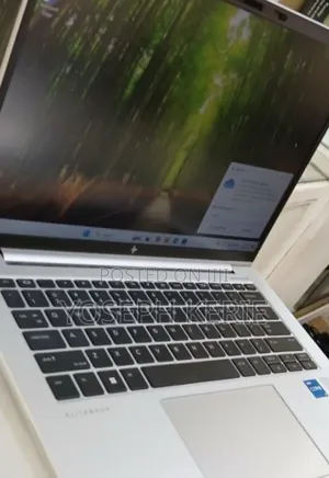 Photo - New Laptop HP EliteBook 840 16GB Intel Core I5 SSD 512GB