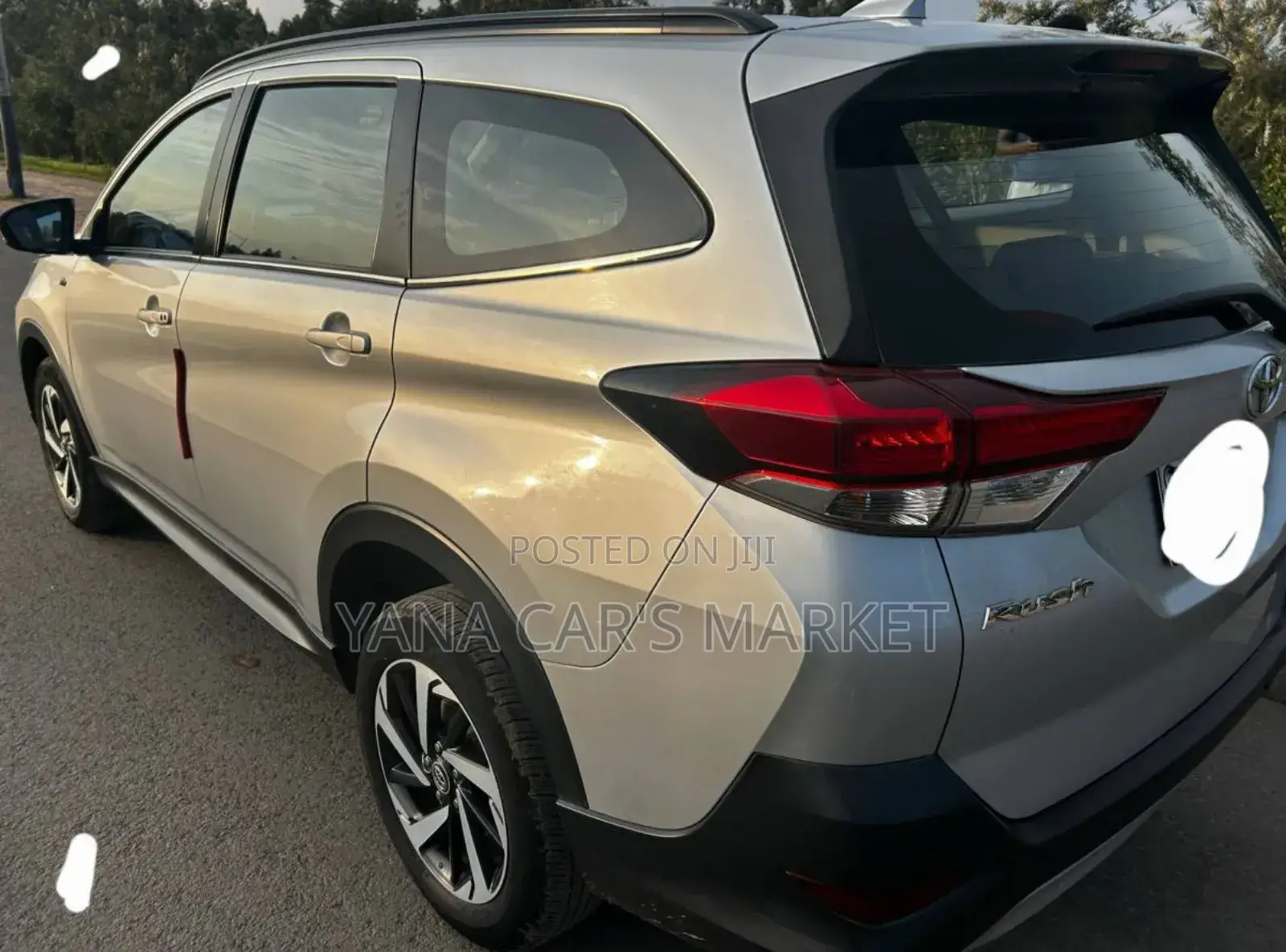 Toyota Rush 2022 Silver