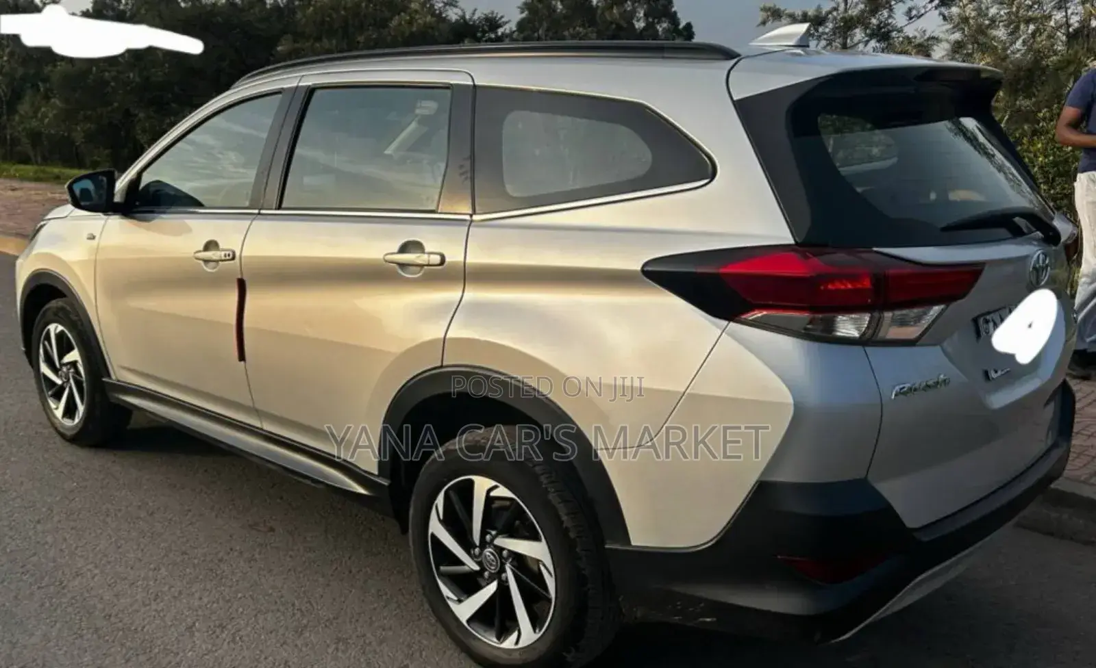 Toyota Rush 2022 Silver