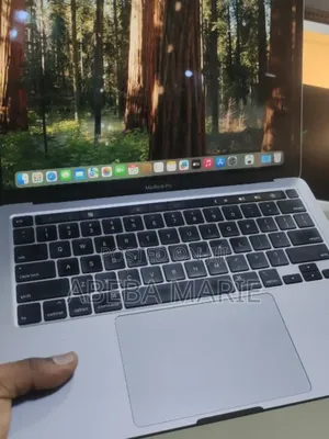 New Laptop Apple MacBook Pro 2020 8GB Intel Core I5 SSD 256GB