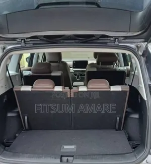 Volkswagen ID.6 2022 Gray