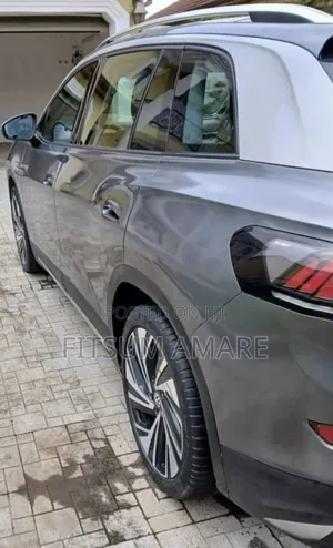 Volkswagen ID.6 2022 Gray
