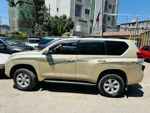 Toyota Land Cruiser Prado 3.0 TD 2012 Brown