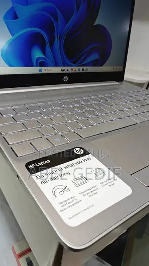 New Laptop HP Stream Notebook 8GB Intel Core I5 SSD 512GB