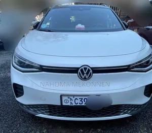 Photo - Volkswagen ID.4 2022 White