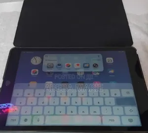 New Apple iPad 10.2 (2020) Wi-Fi 128 GB