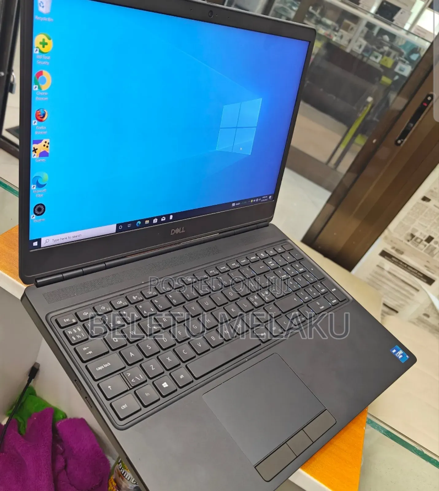 New Laptop Dell 32GB Intel Core I7 SSD 512GB
