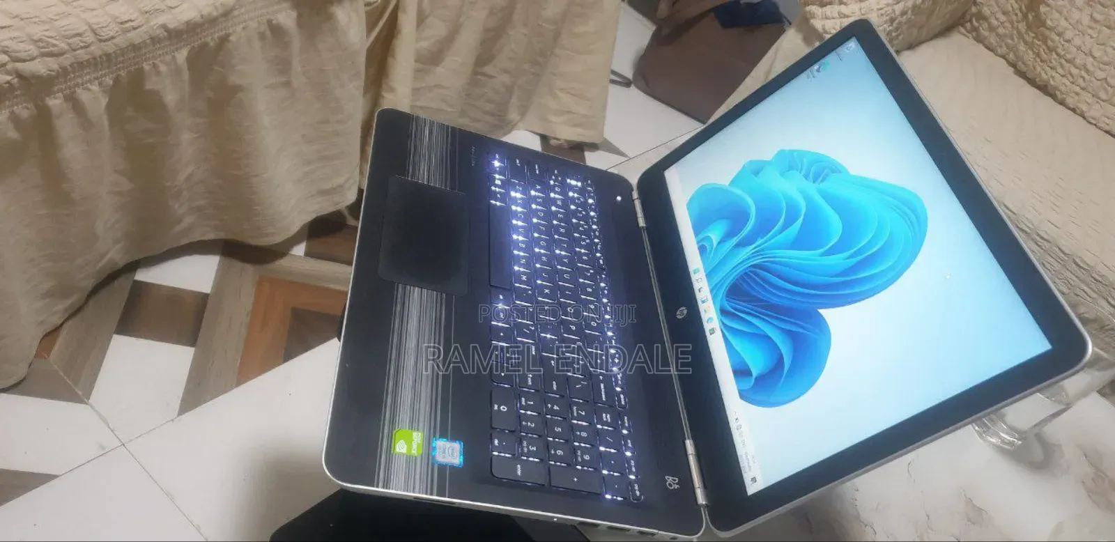 Laptop HP Pavilion 15 8GB Intel Core I5 HDD 1T