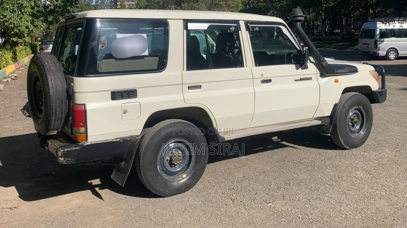 Toyota Land Cruiser 4.5 V8 GX-R 2013 White