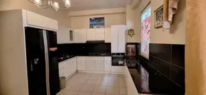 Furnished 8bdrm House in Bole for sale