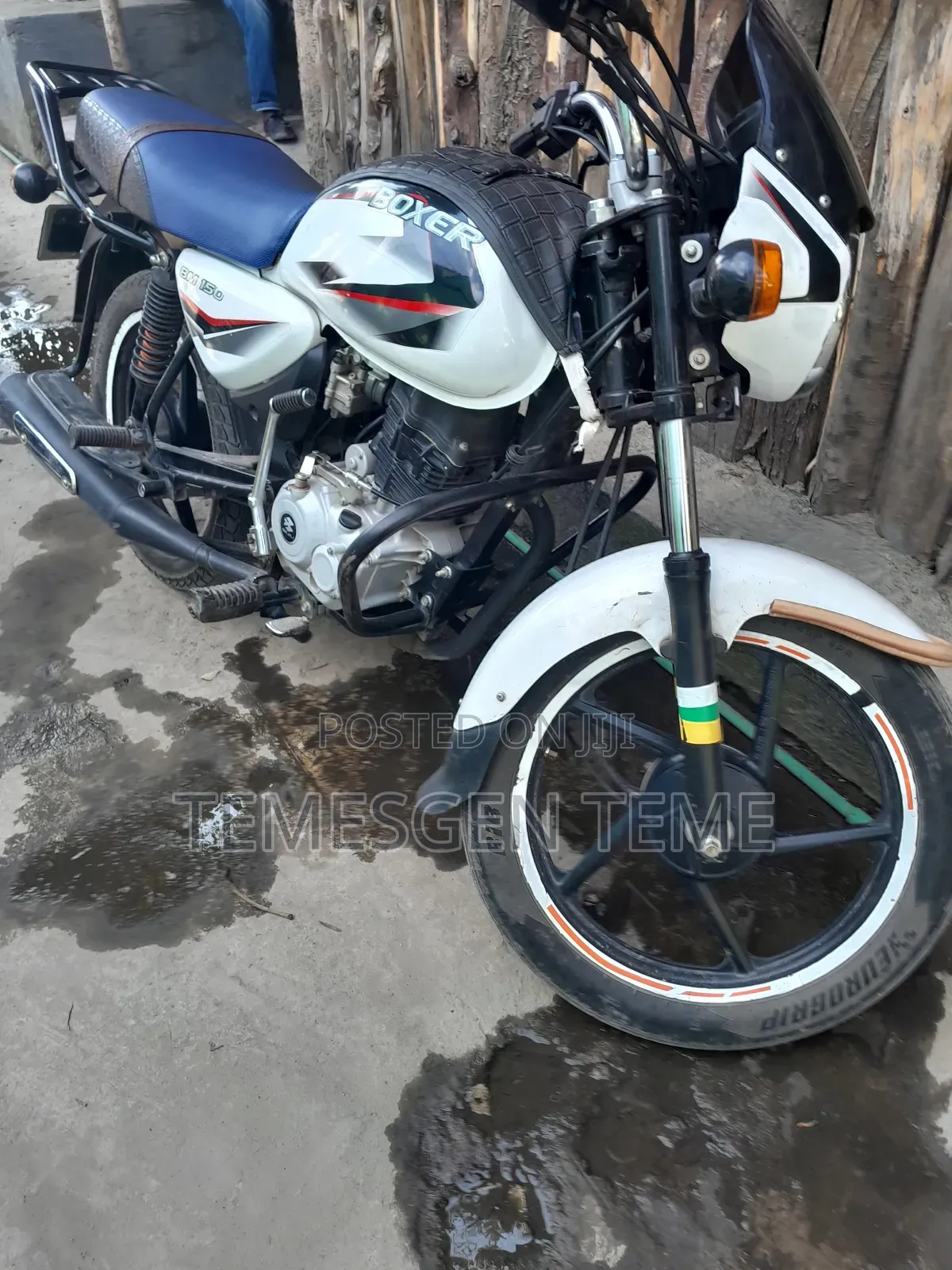 New Bajaj Boxer 150 UG 2022 White
