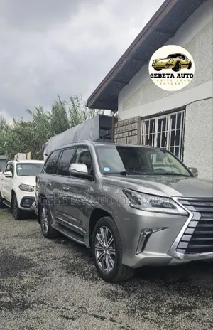 Photo - Lexus LX 2016 Silver