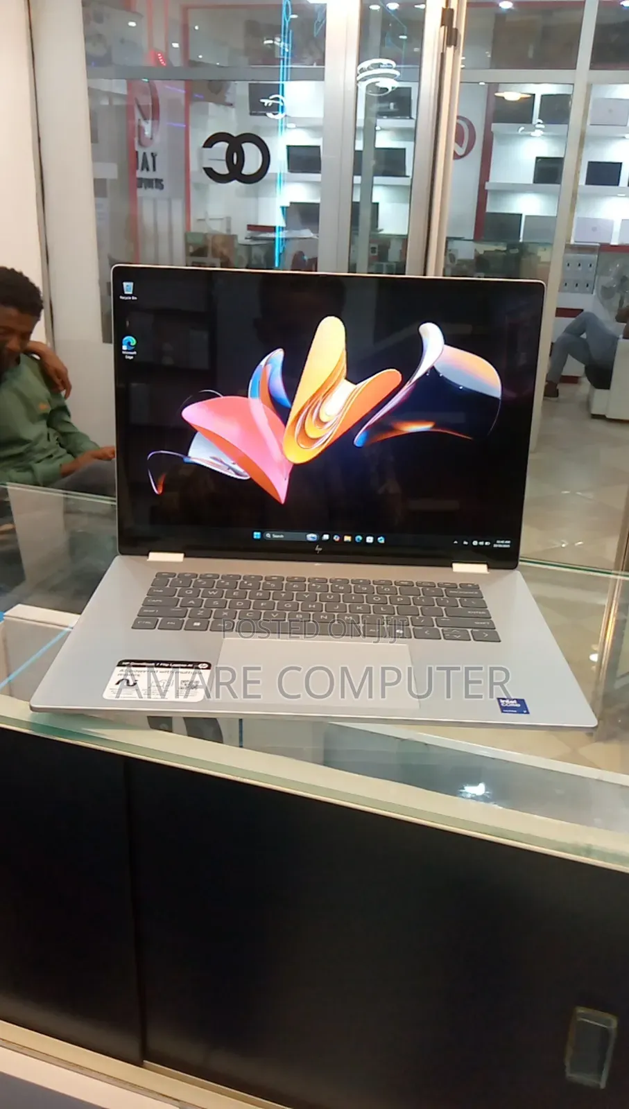 New Laptop HP OmniBook 7 16" 16GB Intel Core Ultra 7 SSD 1T