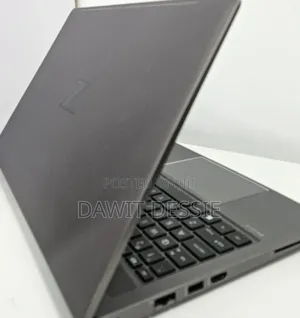 Photo - New Laptop HP 32GB Intel Core I7 SSD 1T