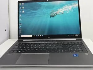 New Laptop HP 32GB Intel Core I7 SSD 1T