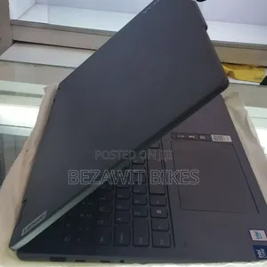 New Laptop Lenovo Yoga 7i 16GB Intel Core Ultra 7 SSD 1T