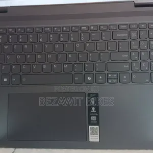 New Laptop Lenovo Yoga 7i 16GB Intel Core Ultra 7 SSD 1T