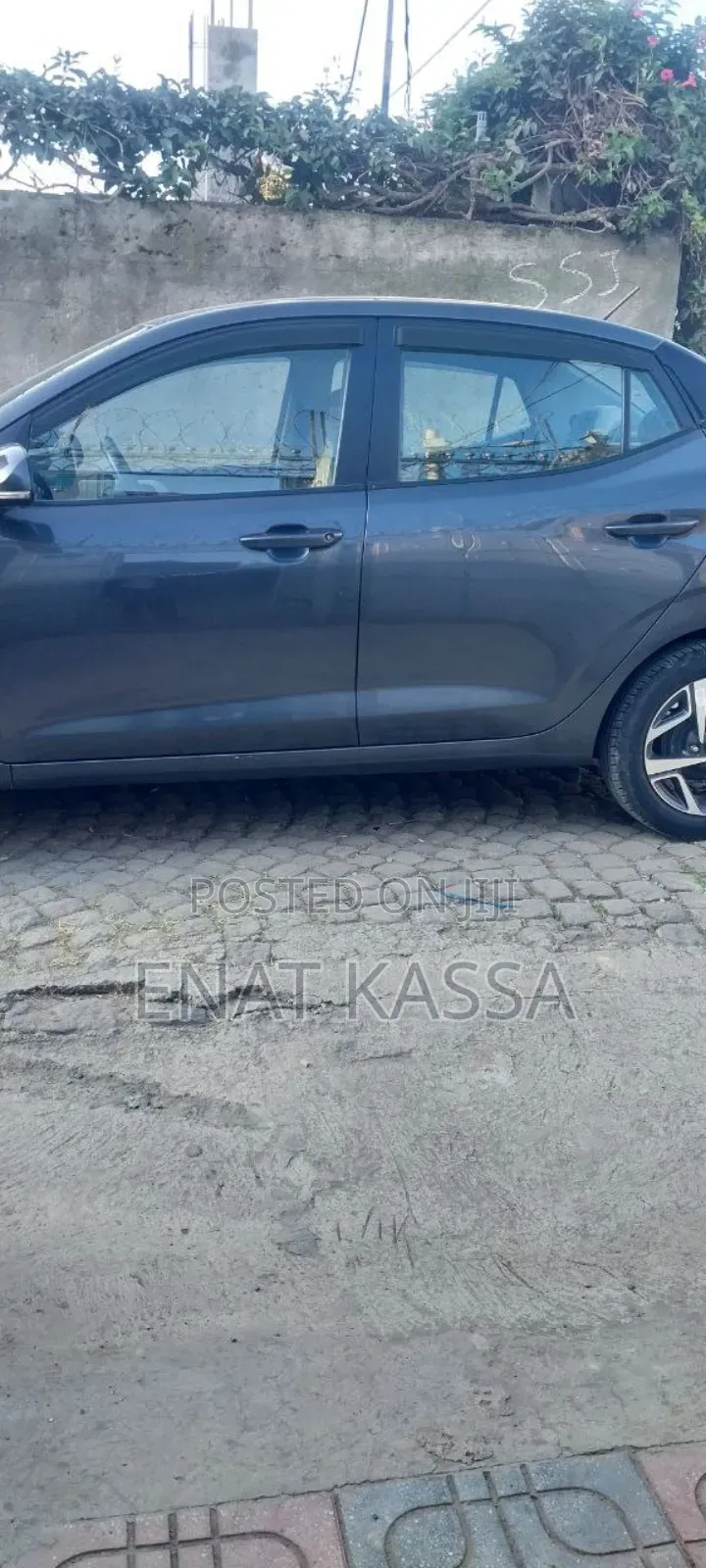 Hyundai I10 2021 Gray