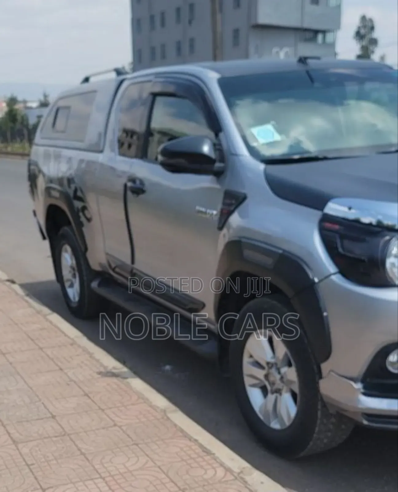 Toyota Hilux 2019 Silver