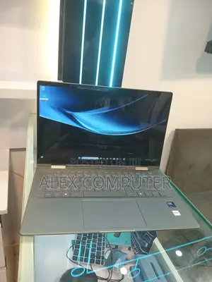 New Laptop HP Envy x360 16GB Intel Core Ultra 7 SSD 512GB