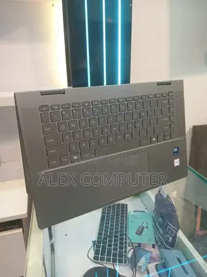 New Laptop HP Envy x360 16GB Intel Core Ultra 7 SSD 512GB