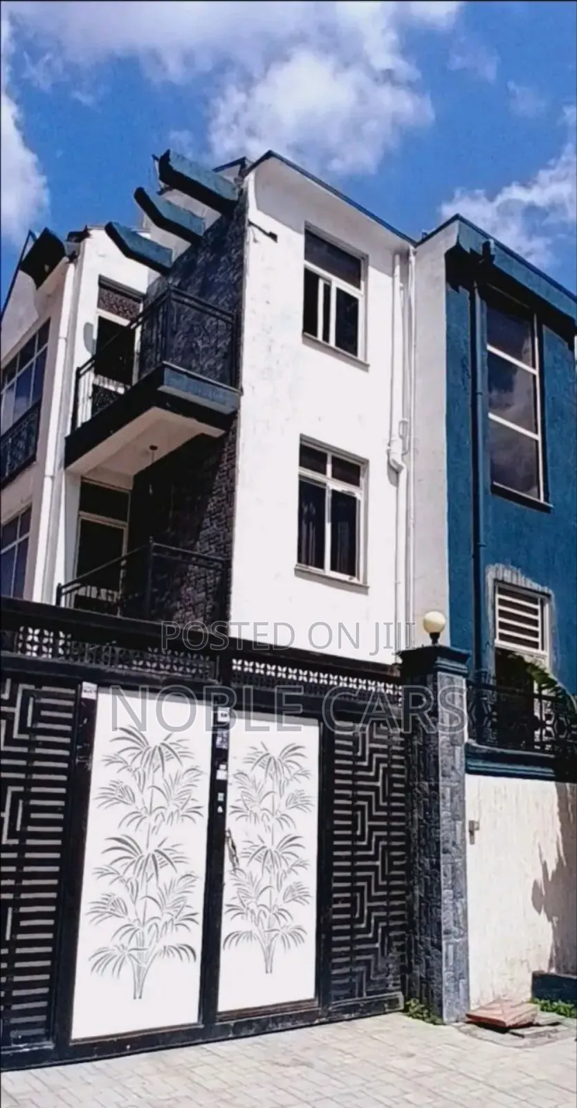 5bdrm House in Bulbula, Bole for sale