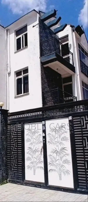 5bdrm House in Bulbula, Bole for sale