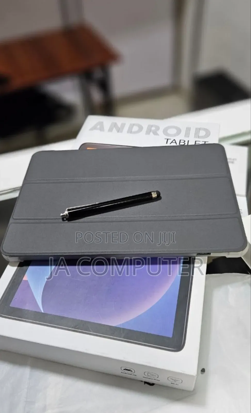 New Lenovo Tab M10 64 GB Silver