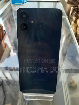 New Samsung Galaxy A06 64 GB Black