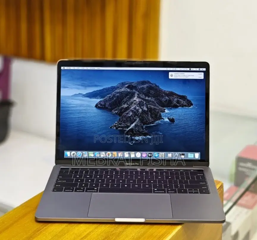 New Laptop Apple MacBook Pro 2019 16GB Intel Core I5 SSD 1T