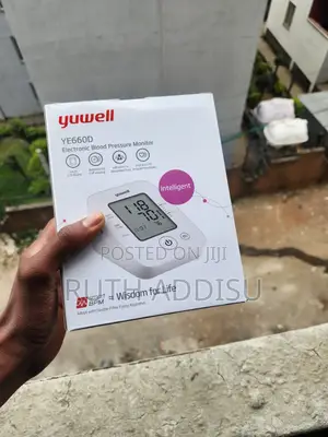 Photo - Yuwell Blood Pressure Monitor鳵的brand New Blood Pressuer Monitor New