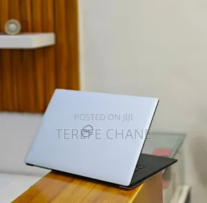 Photo - New Laptop Dell Precision 5540 16GB Intel Core I9 SSD 512GB