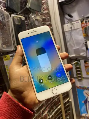 New Apple iPhone 8 Plus 64 GB Rose Gold