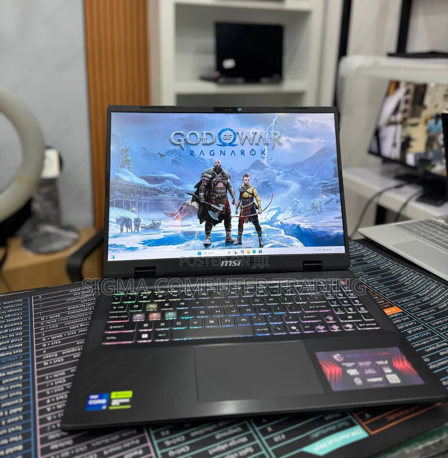 New Laptop MSI CR42 2M 16GB Intel Core I7 SSD 1T