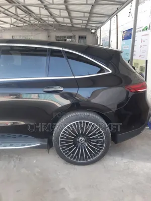 New Mercedes-Benz EQC EQC400 4MATIC 2023 Black
