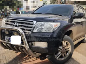 Toyota Land Cruiser 4.5 V8 GX-R 2013 Matt Black