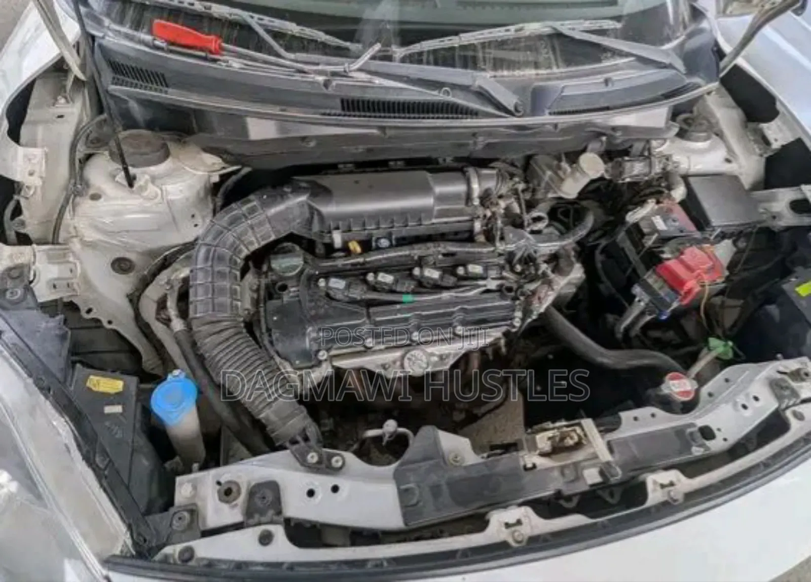 Suzuki Swift 2023 White