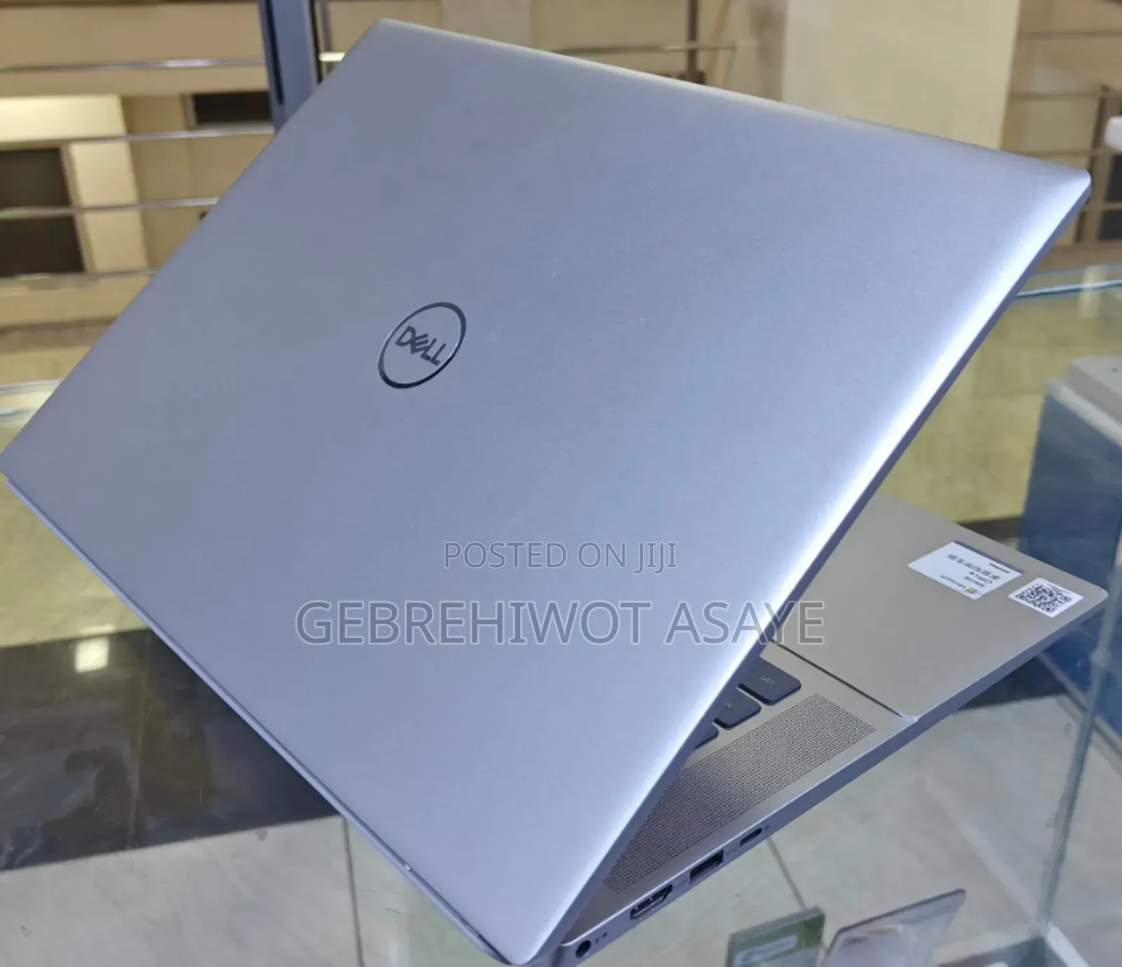 New Laptop Dell Precision 5540 16GB Intel Core I7 SSD 512GB