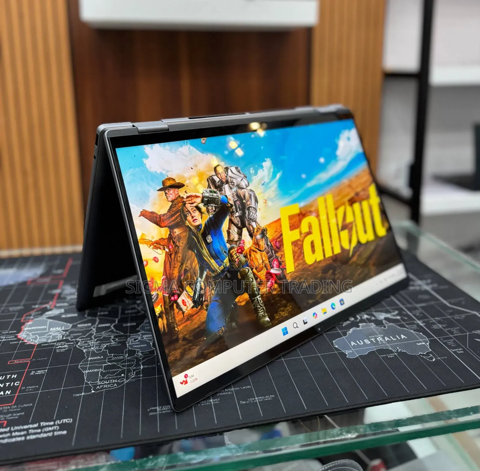 New Laptop HP Envy X360 16GB AMD Ryzen 7 SSD 512GB