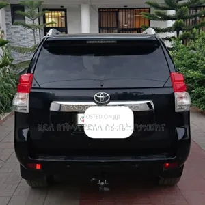 Toyota Land Cruiser Prado 2013 Matt Black