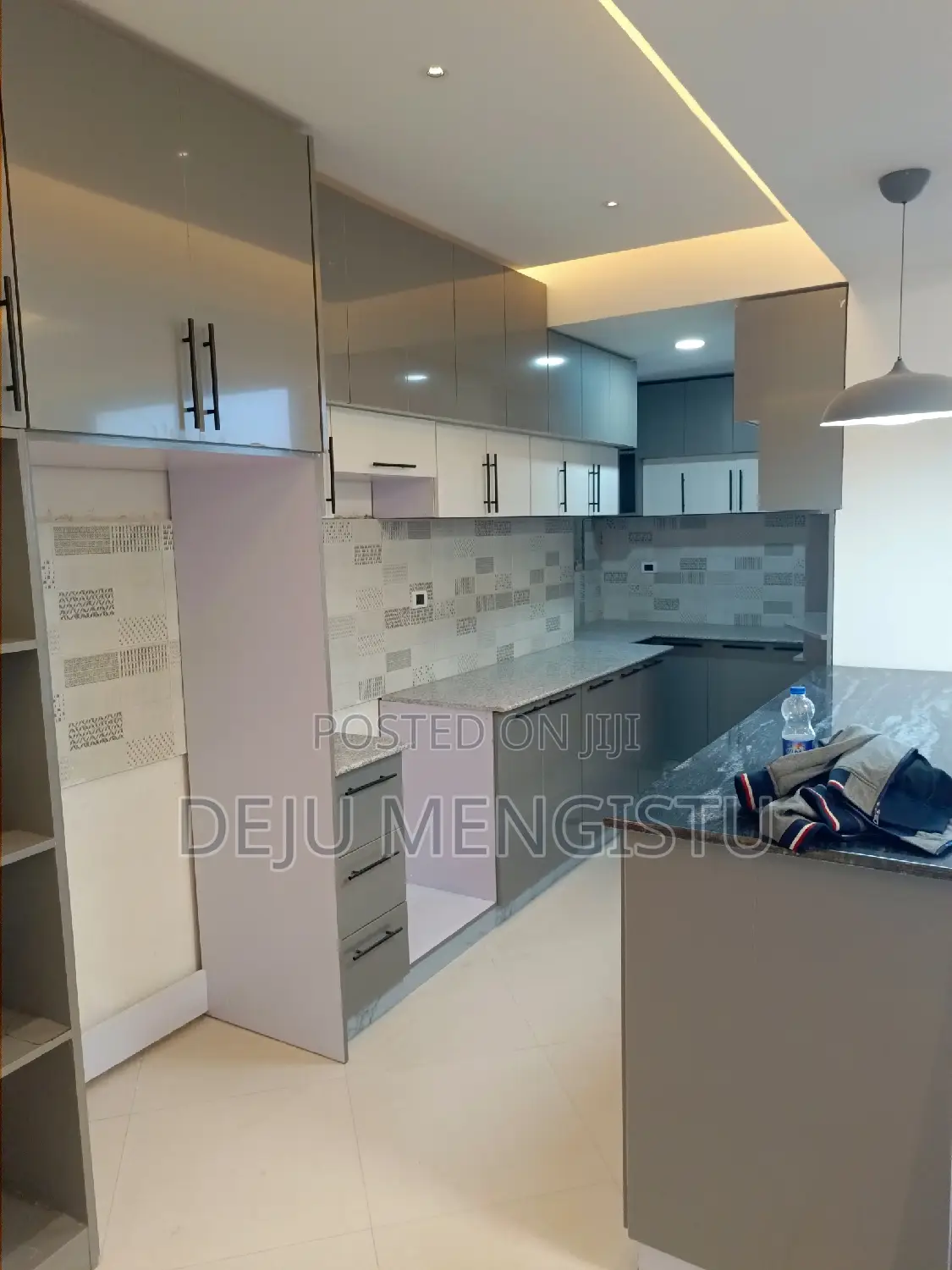 3bdrm Apartment in ሰባ ሁለት, Bole for rent