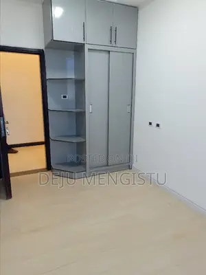 3bdrm Apartment in ሰባ ሁለት, Bole for rent