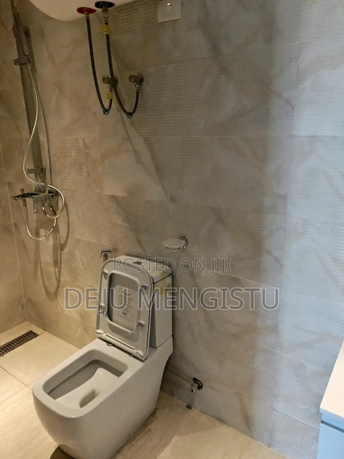 3bdrm Apartment in ሰባ ሁለት, Bole for rent