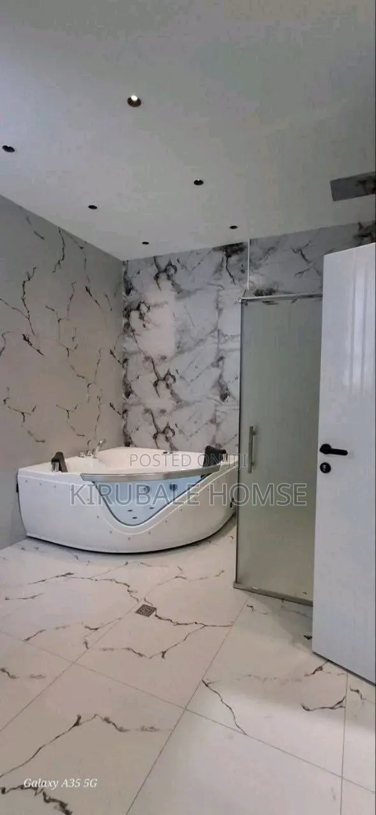 12bdrm Apartment in Jacrose, Bole for sale