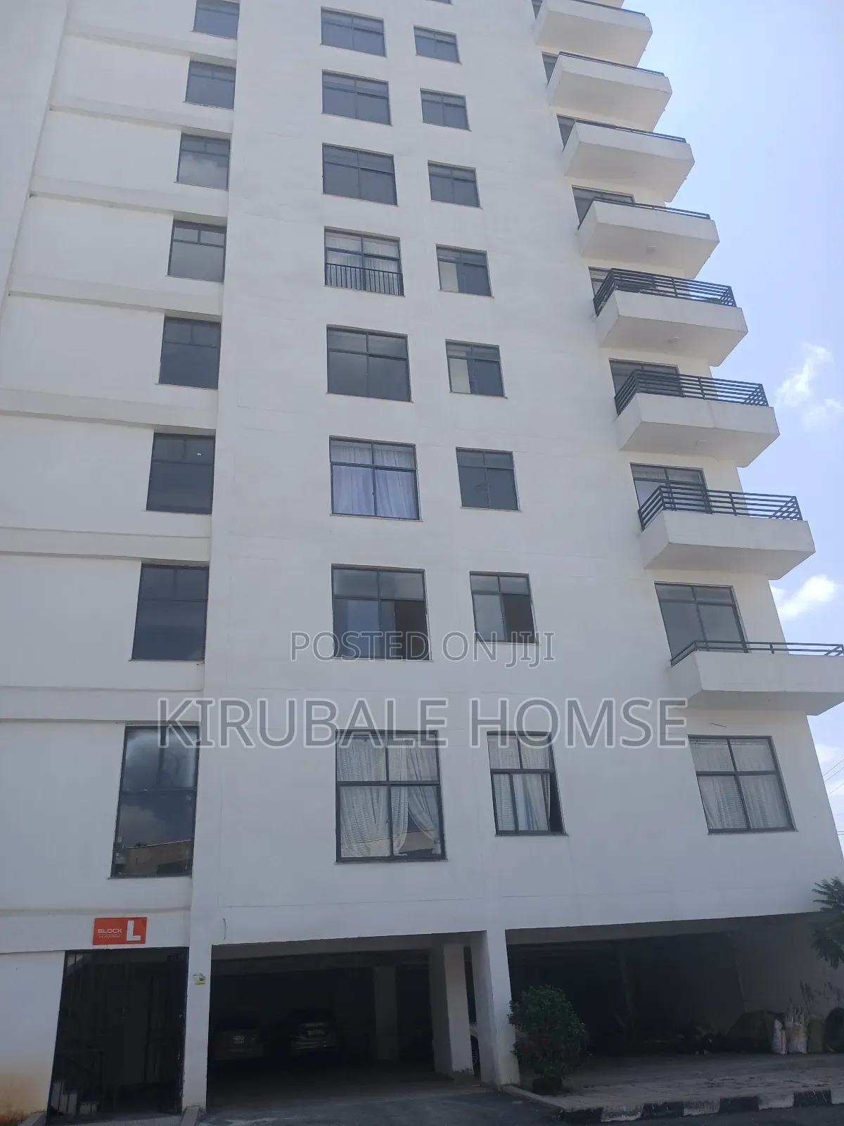 3bdrm Apartment in Noh Samite Giwrgise, Bole for sale
