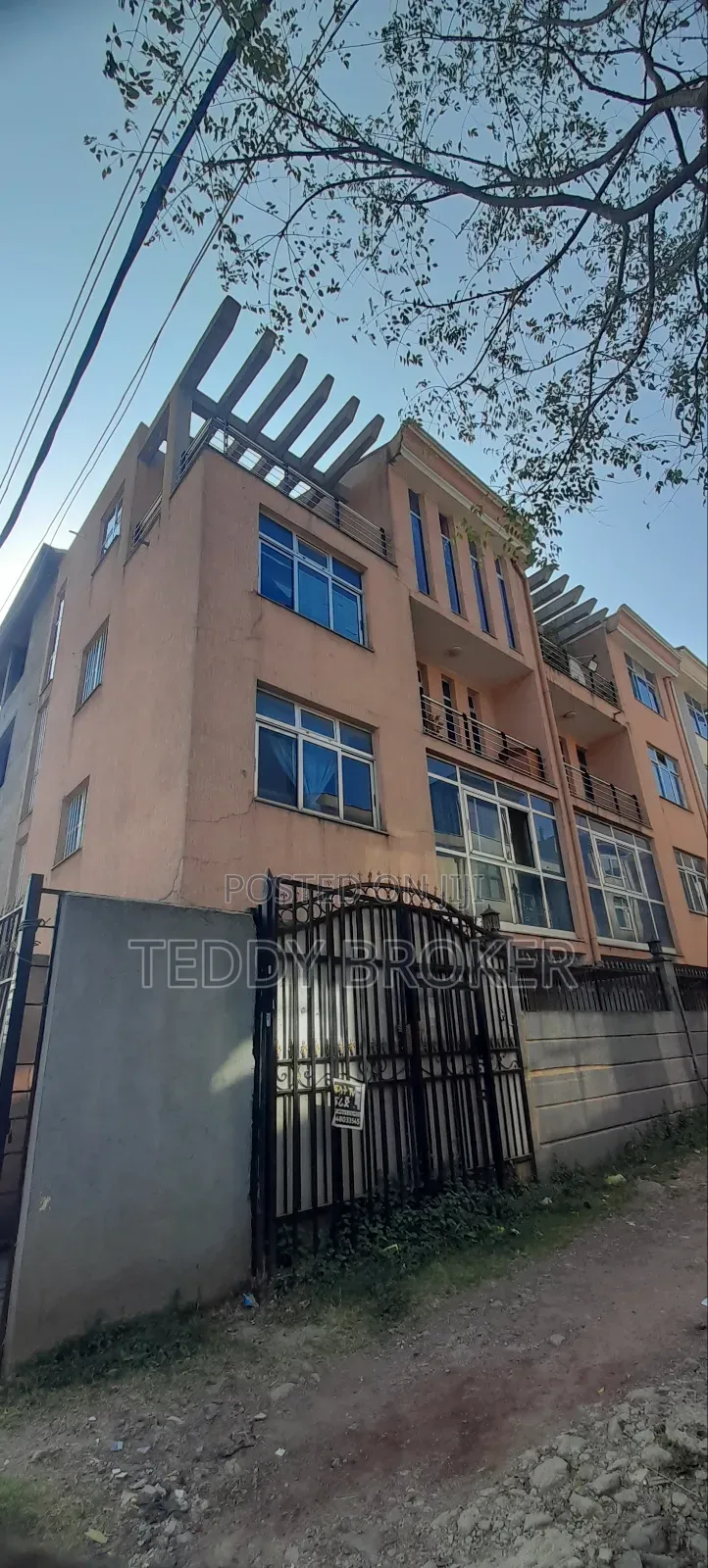 6bdrm House in Haile Garment, Nifas Silk-Lafto for sale