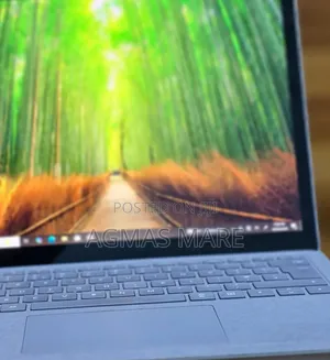 New Laptop Microsoft Surface 8GB Intel Core I5 SSD 512GB