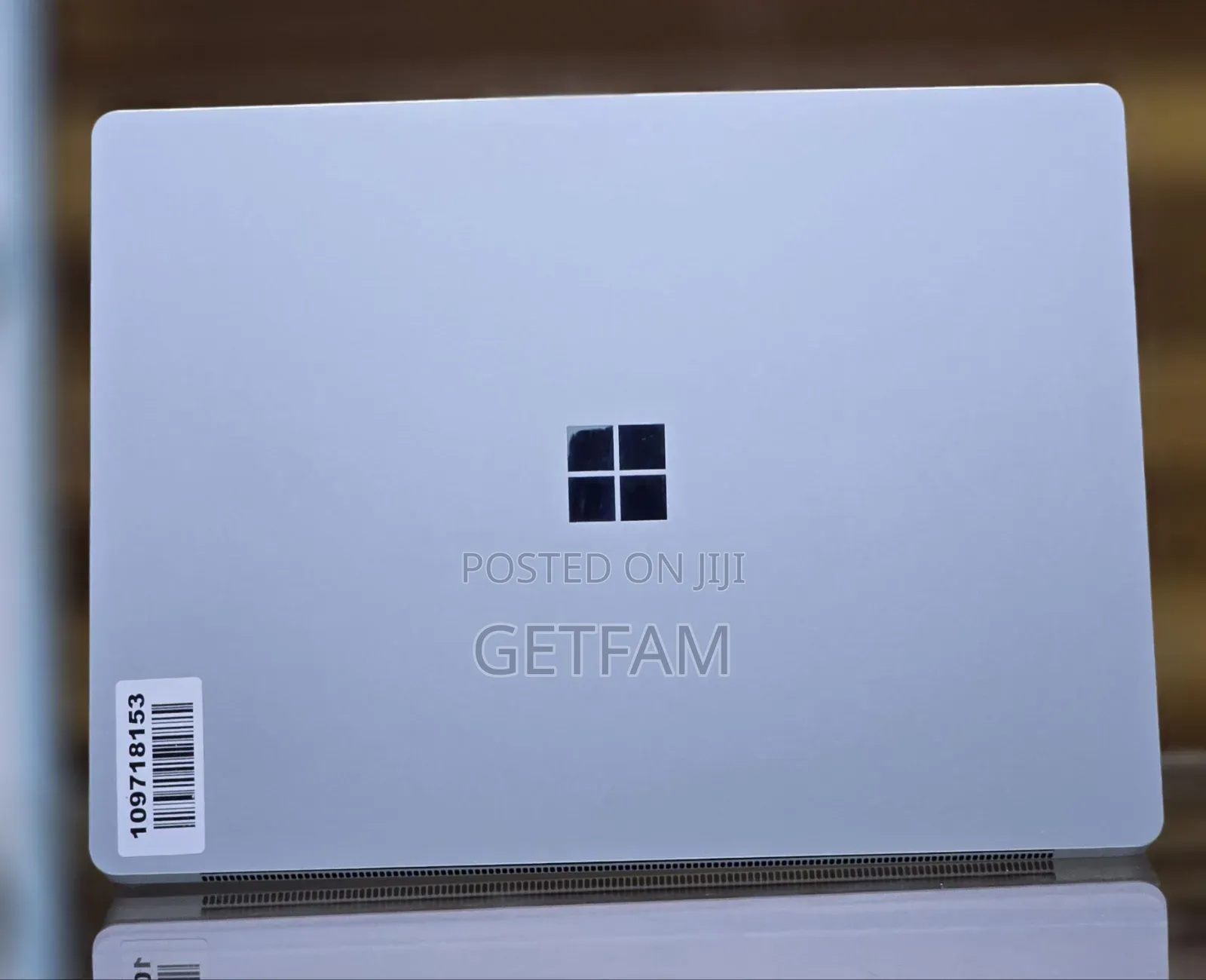 New Laptop Microsoft Surface 8GB Intel Core I5 SSD 512GB