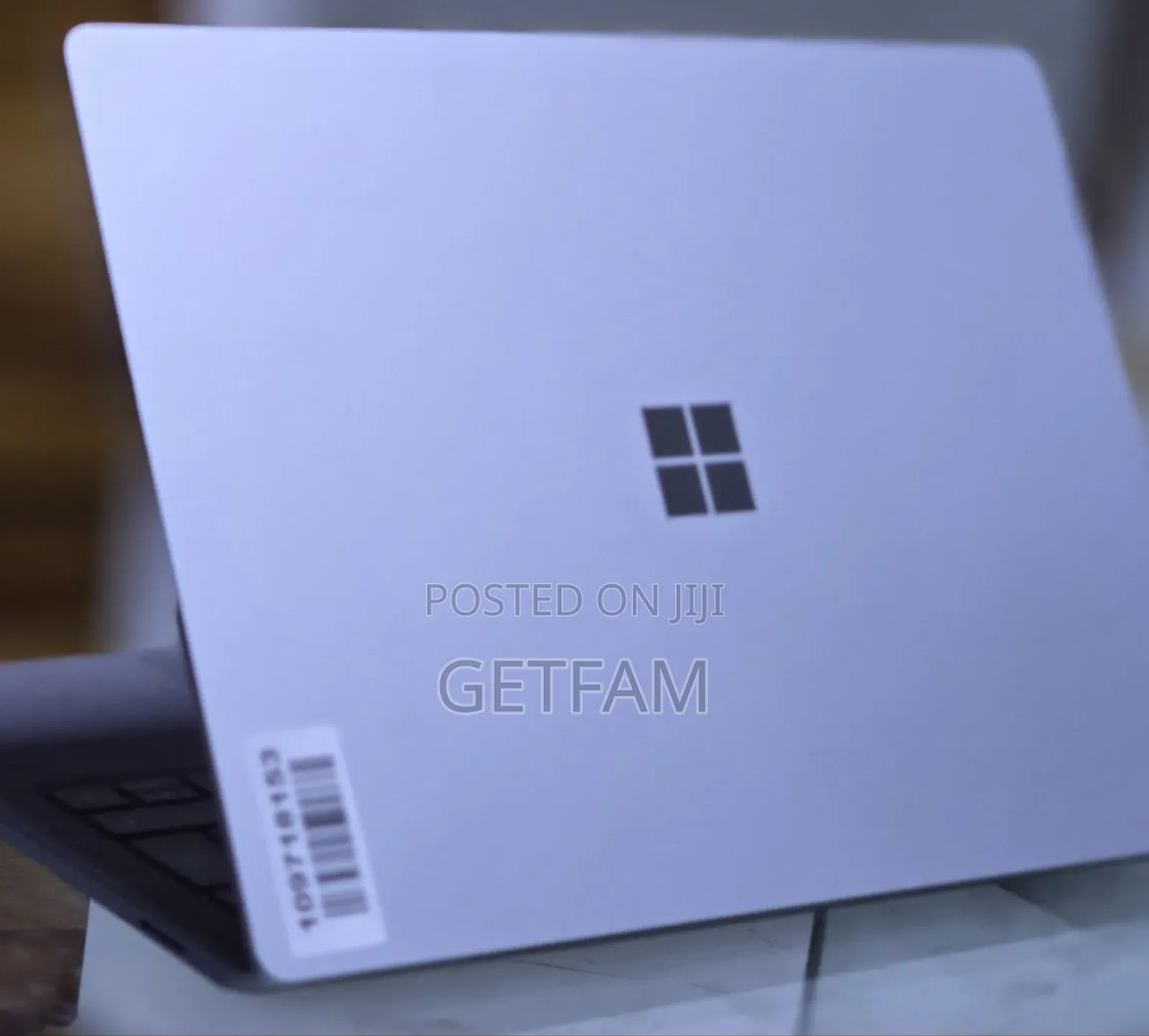 New Laptop Microsoft Surface 8GB Intel Core I5 SSD 512GB